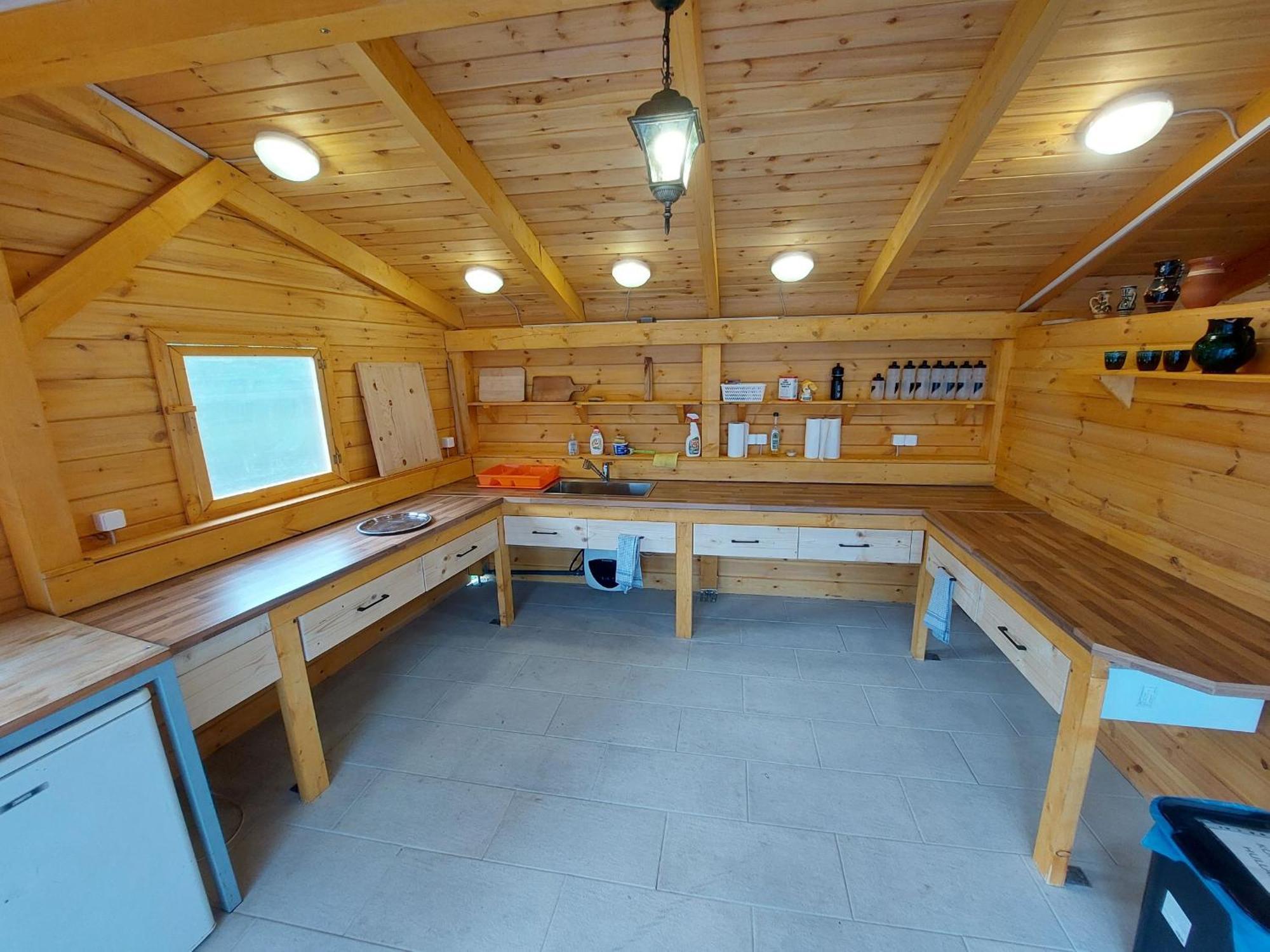 E-Tekergok Haza Hotel Bukkzserc Екстериор снимка